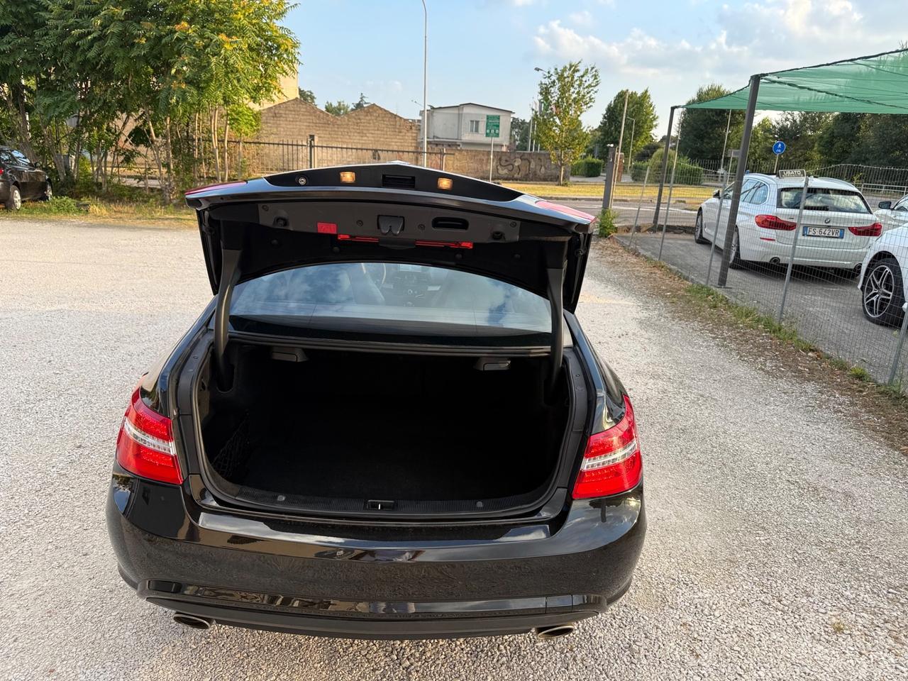 Mercedes-benz E 350 CDI Coupé Pack AMG Pack AMG Navi Led Pelle