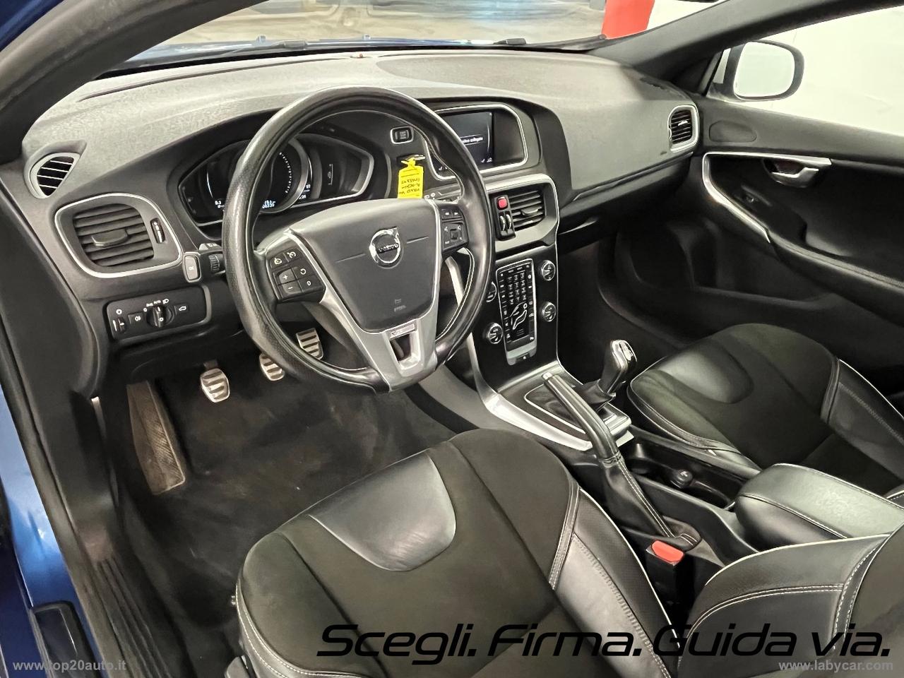VOLVO V40 D2 R-design FARI LED|DOPPIO SCARICO