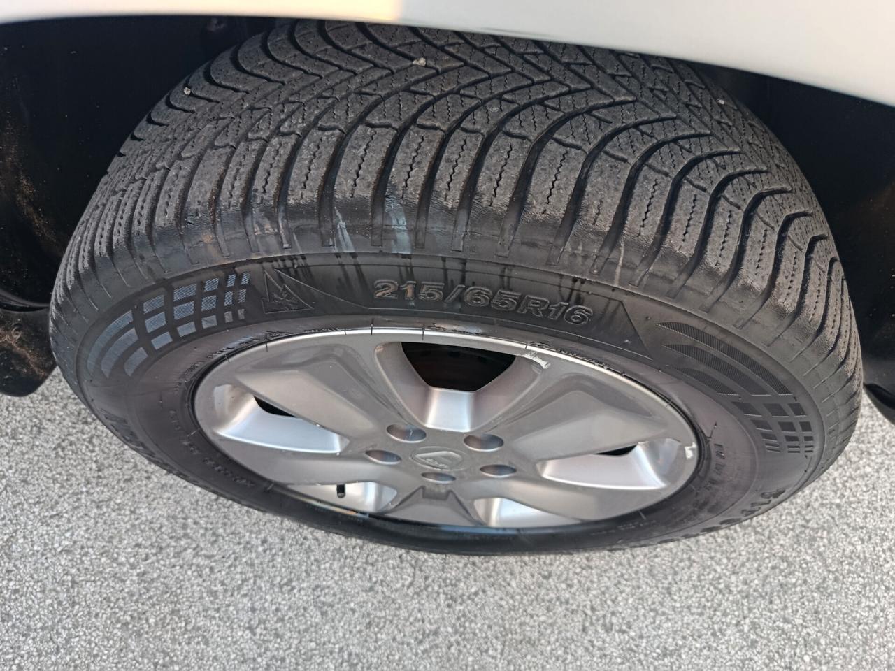 Dacia Duster 1.5 dCi 110CV 4x2 Lauréate 2015