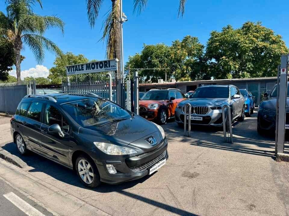 Peugeot 308 1.6 HDi 110CV 7 POSTI