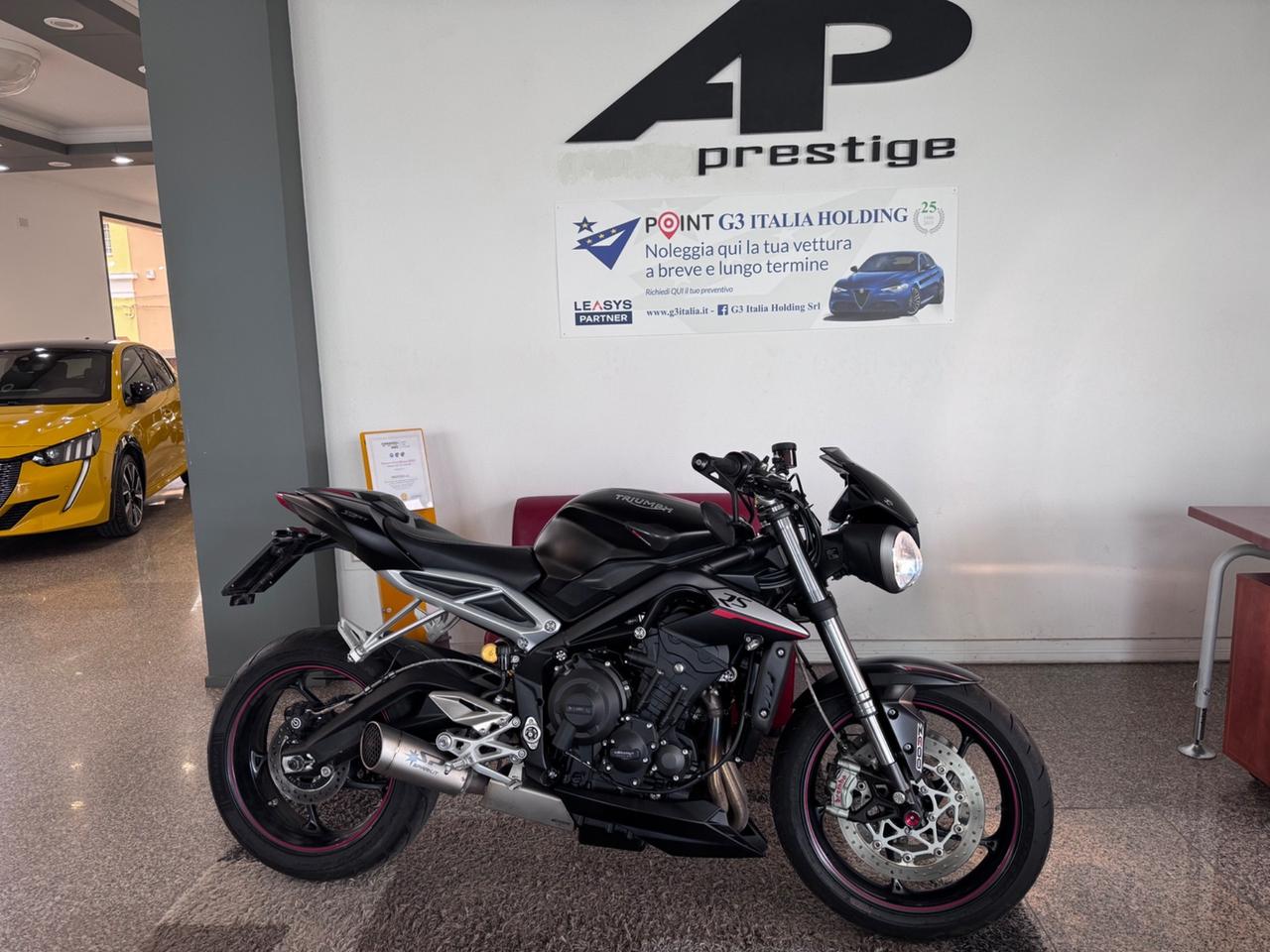 TRIUMPH STREET TRIPLE RS