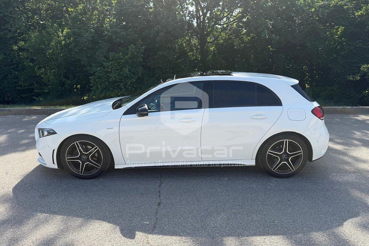 MERCEDES A 200 d Automatic Premium