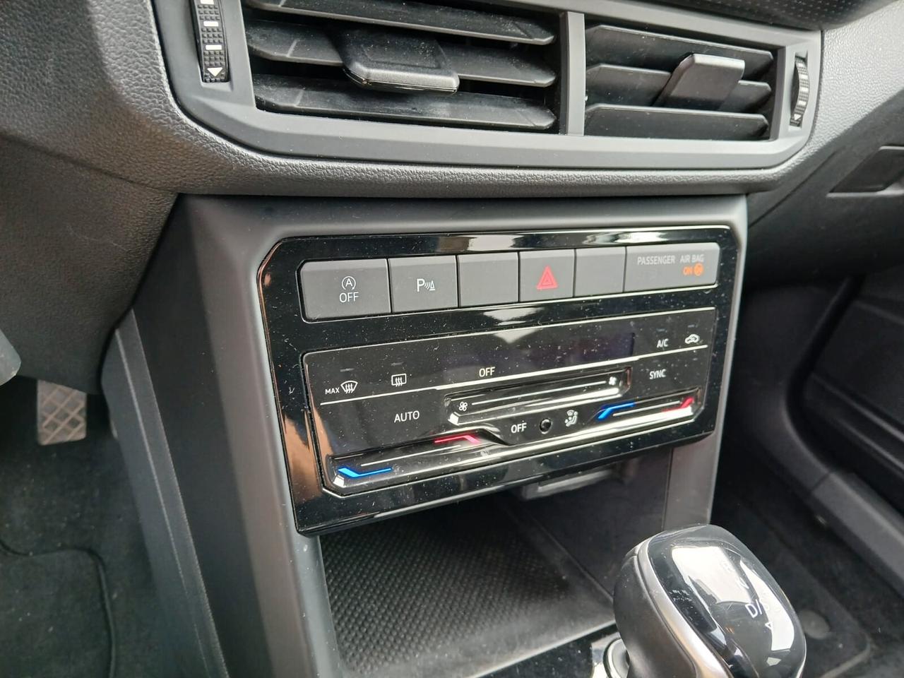 Volkswagen T-Cross 1.0 TSI 110 CV DSG Sport