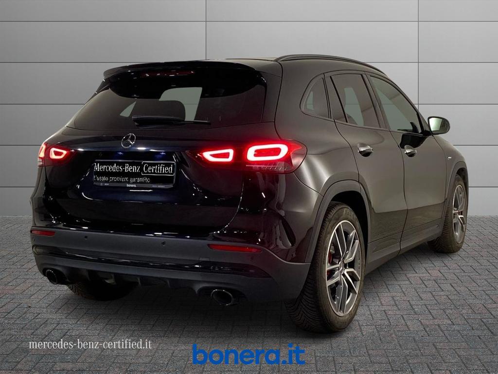 Mercedes GLA 35 AMG 4Matic Speedshift DCT AMG 8G
