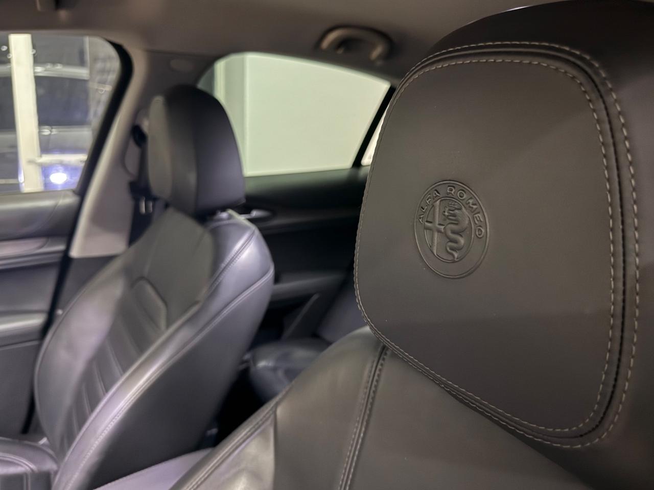 Alfa Romeo Stelvio 2.2D 210CV Q4 TRIBUTO ITALIANO TOP2022