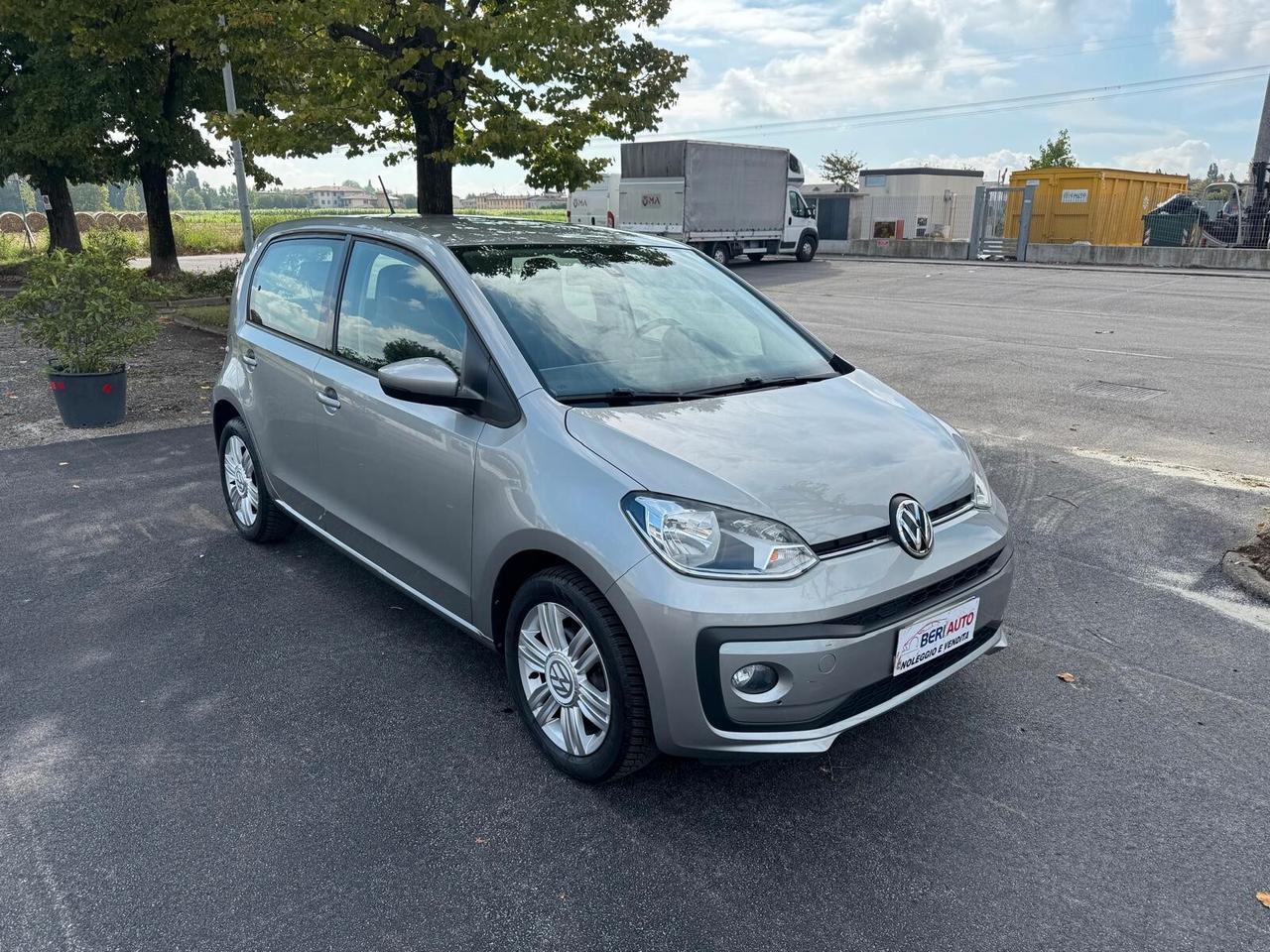Volkswagen up! Adatta a neopatentati cambio automatico