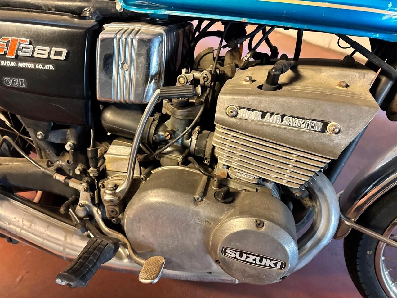 Suzuki GT 380