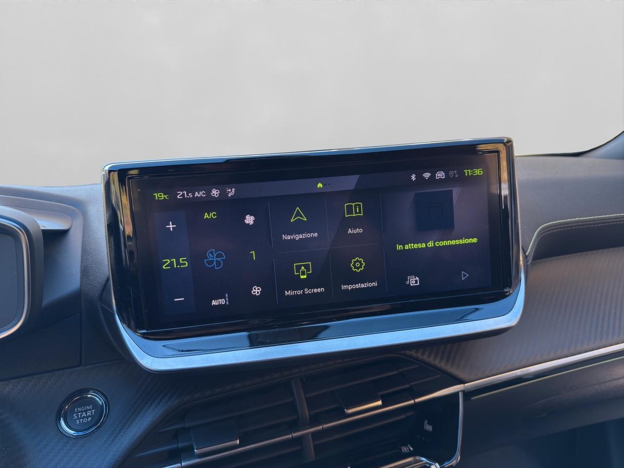 Peugeot 2008 PureTech 130 S&S EAT8 GT