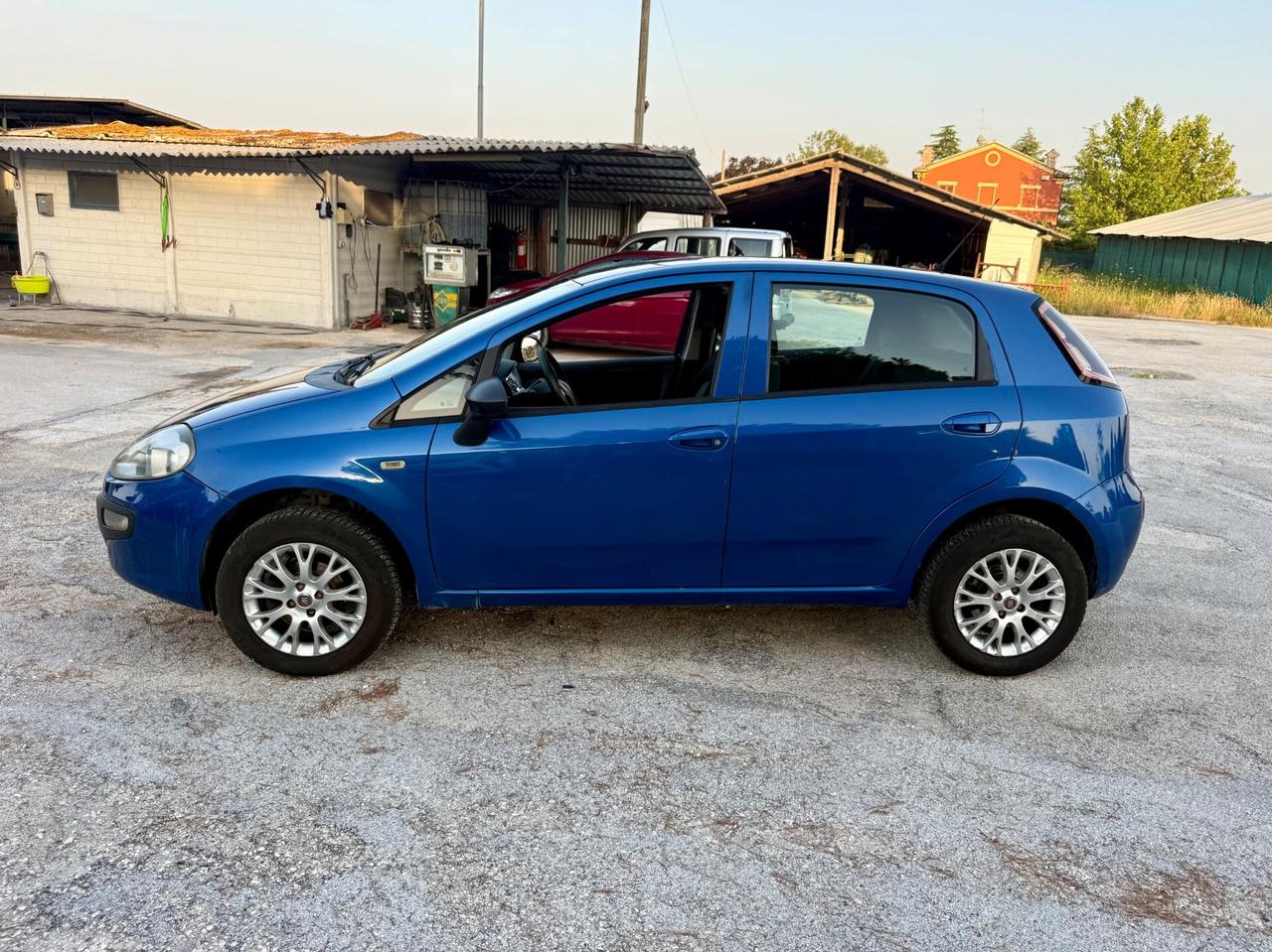 Fiat punto Evo 1.4 natural power NEOPATENTATI
