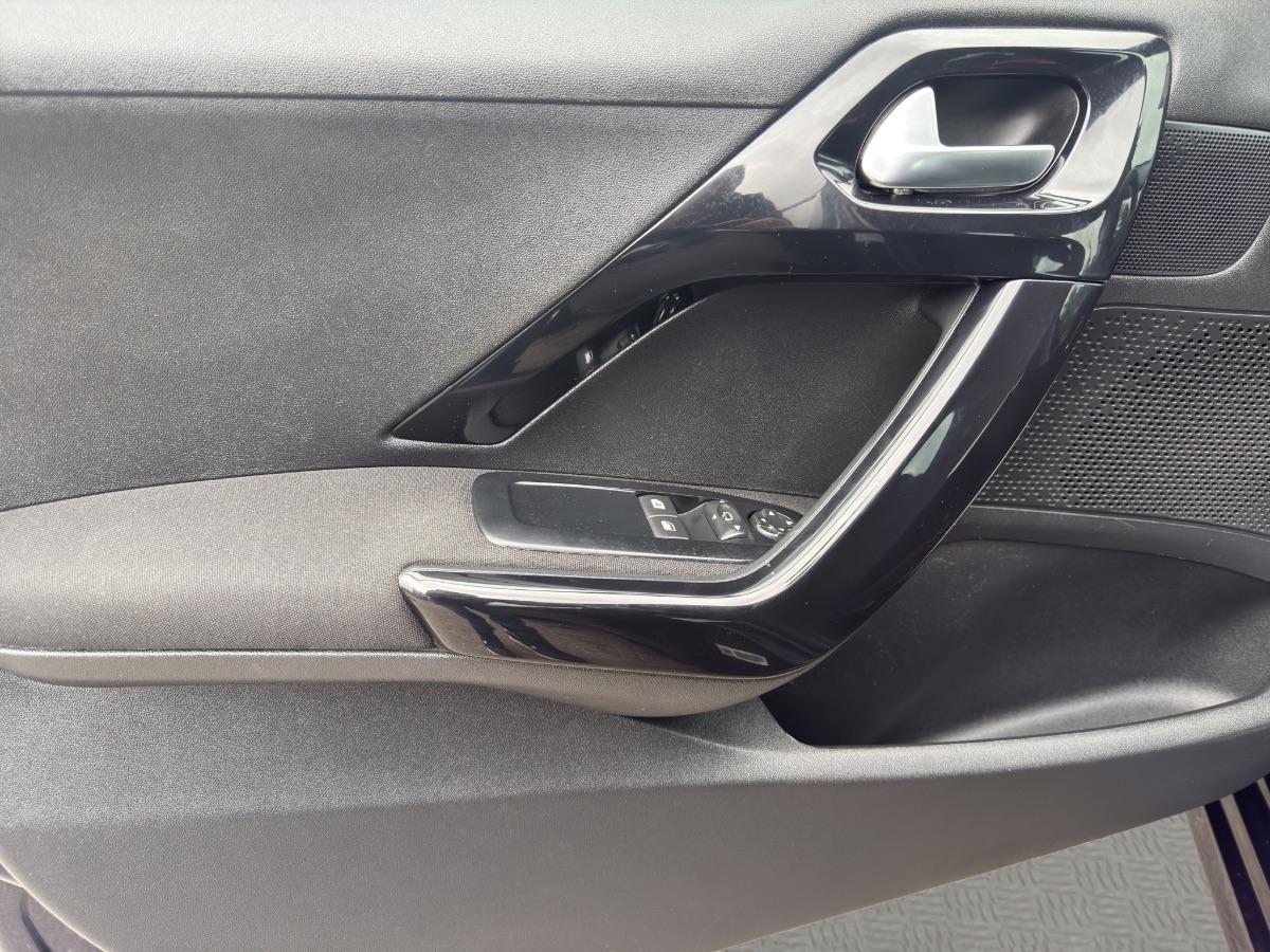 PEUGEOT - 208 1.5 bluehdi Active s&s 100cv 5p 5marce