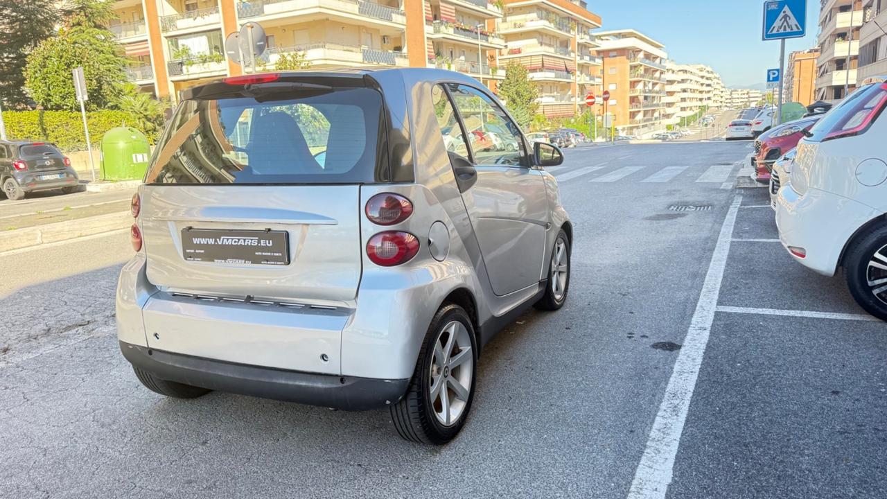 Smart ForTwo 1000 52 kW coupé passion LELED NAVI CERCHI 15
