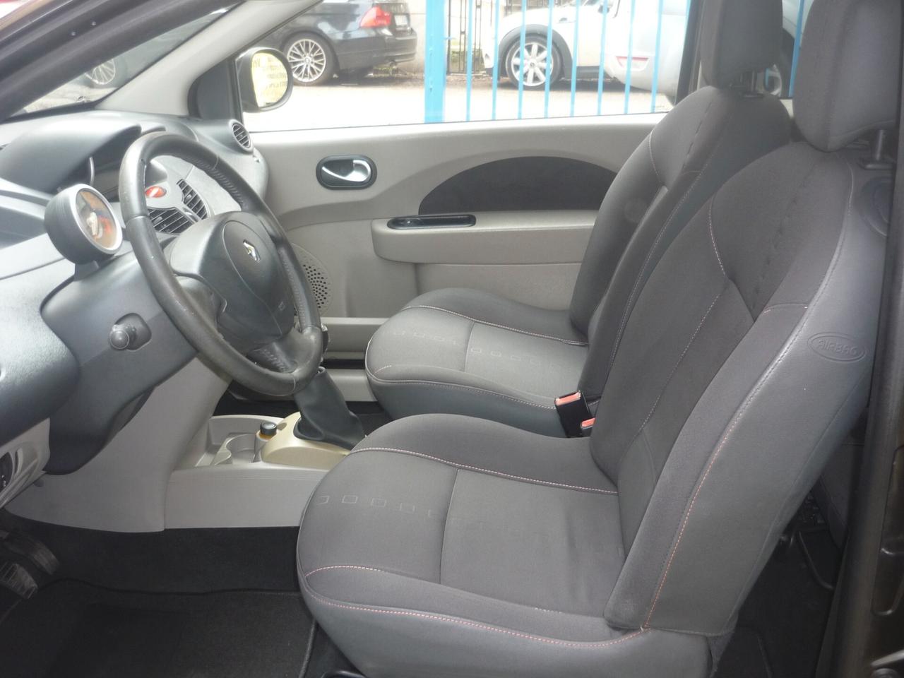 Renault Twingo 1.2 16V Le Iene