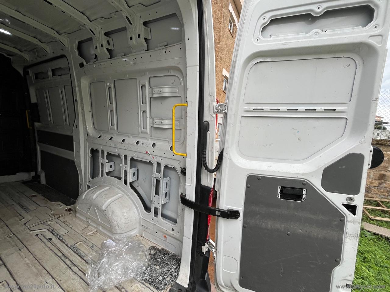 Crafter 35 2.0 TDI 140 PM-TM Furg.