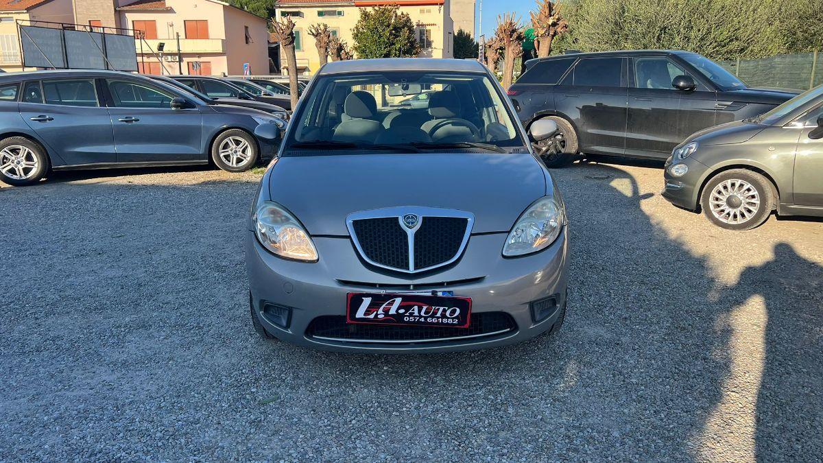 LANCIA - Ypsilon 1.2 8v New Oro (oro)