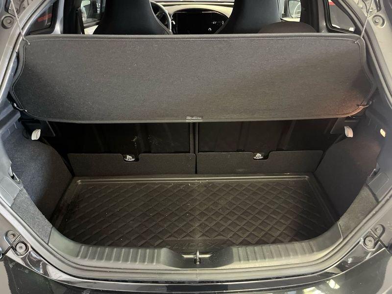 Toyota Aygo X 1.0B (72 CV) JBL Special Edition