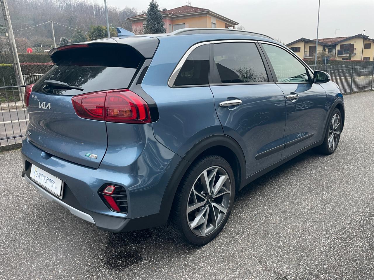 Kia Niro I 2017 1.6 gdi hev Style s/Techno Pack dct