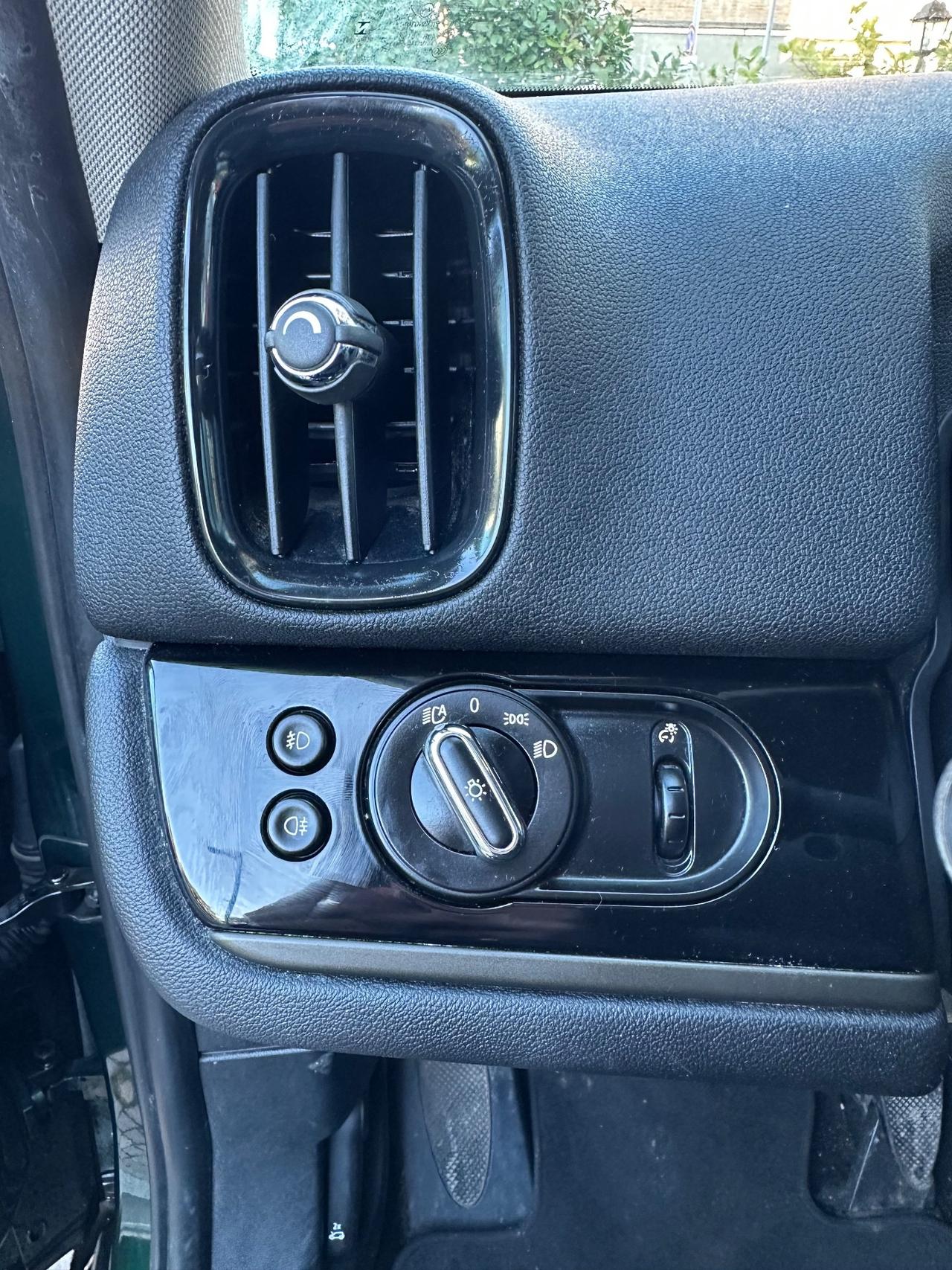 Mini Cooper D Countryman 2.0 Hype