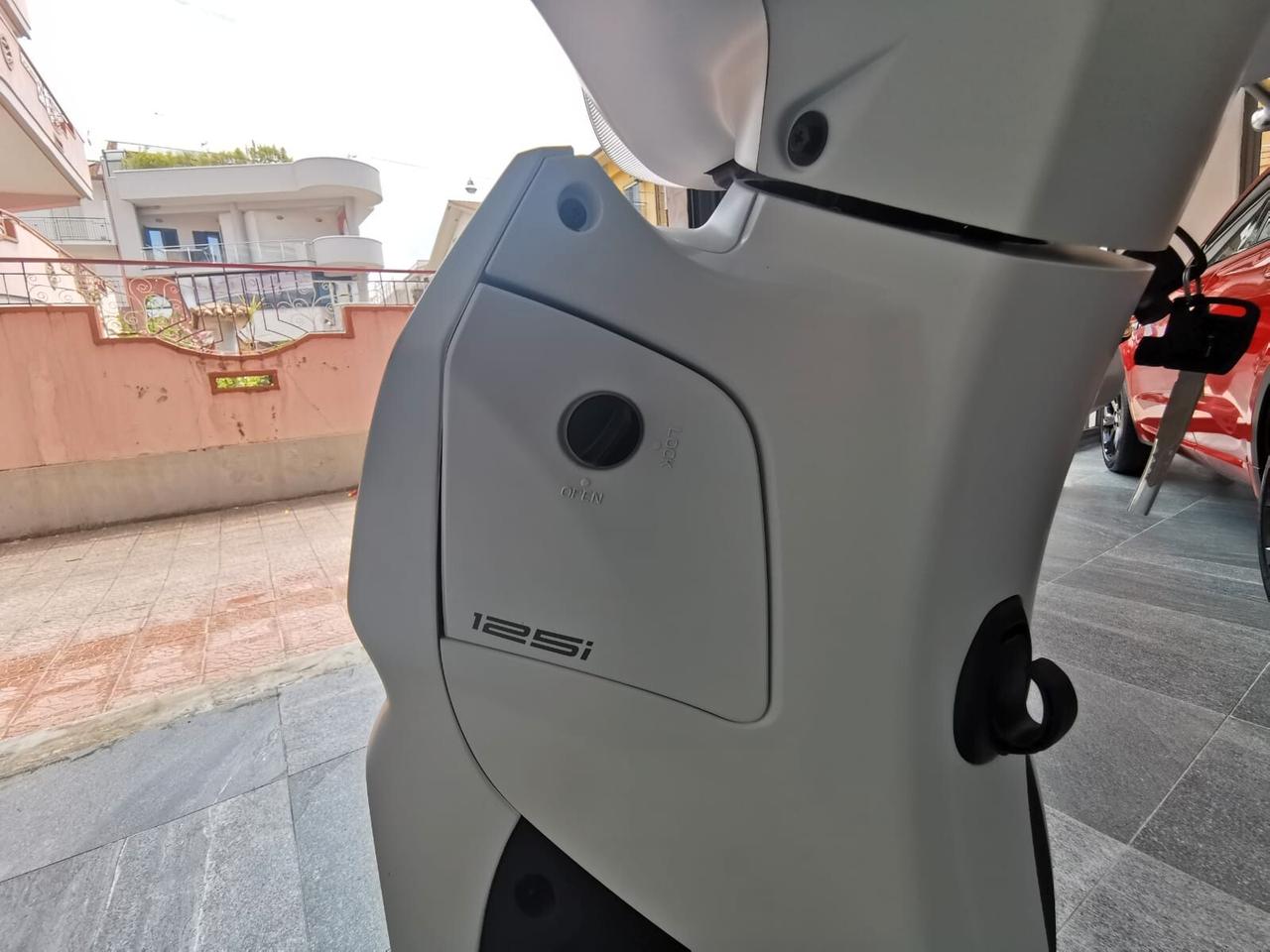 Kymco People S 125 S200