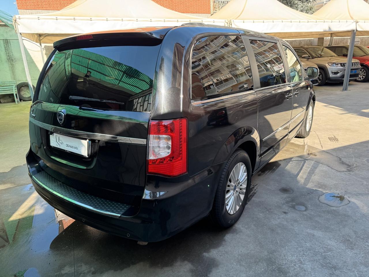 Lancia Voyager 2.8 Turbodiesel Platinum 163 CV