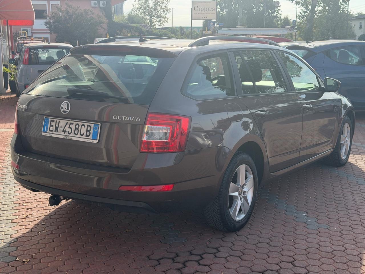Skoda Octavia 1.6 TDI CR 105 CV DSG Wagon Ambition