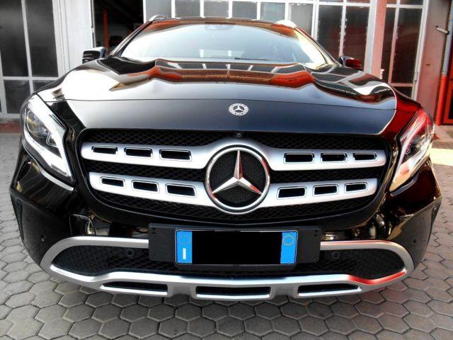 MERCEDES-BENZ GLA 180 Sport+TELECAMERE 360°+NAVIG+SEDILI RISCALDATI