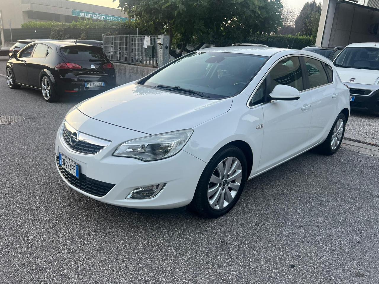 Opel Astra 1.7 CDTI 110CV 5 porte Elective