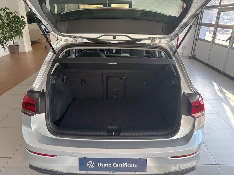 Volkswagen Golf VIII 2020 2.0 tdi Life 115cv dsg