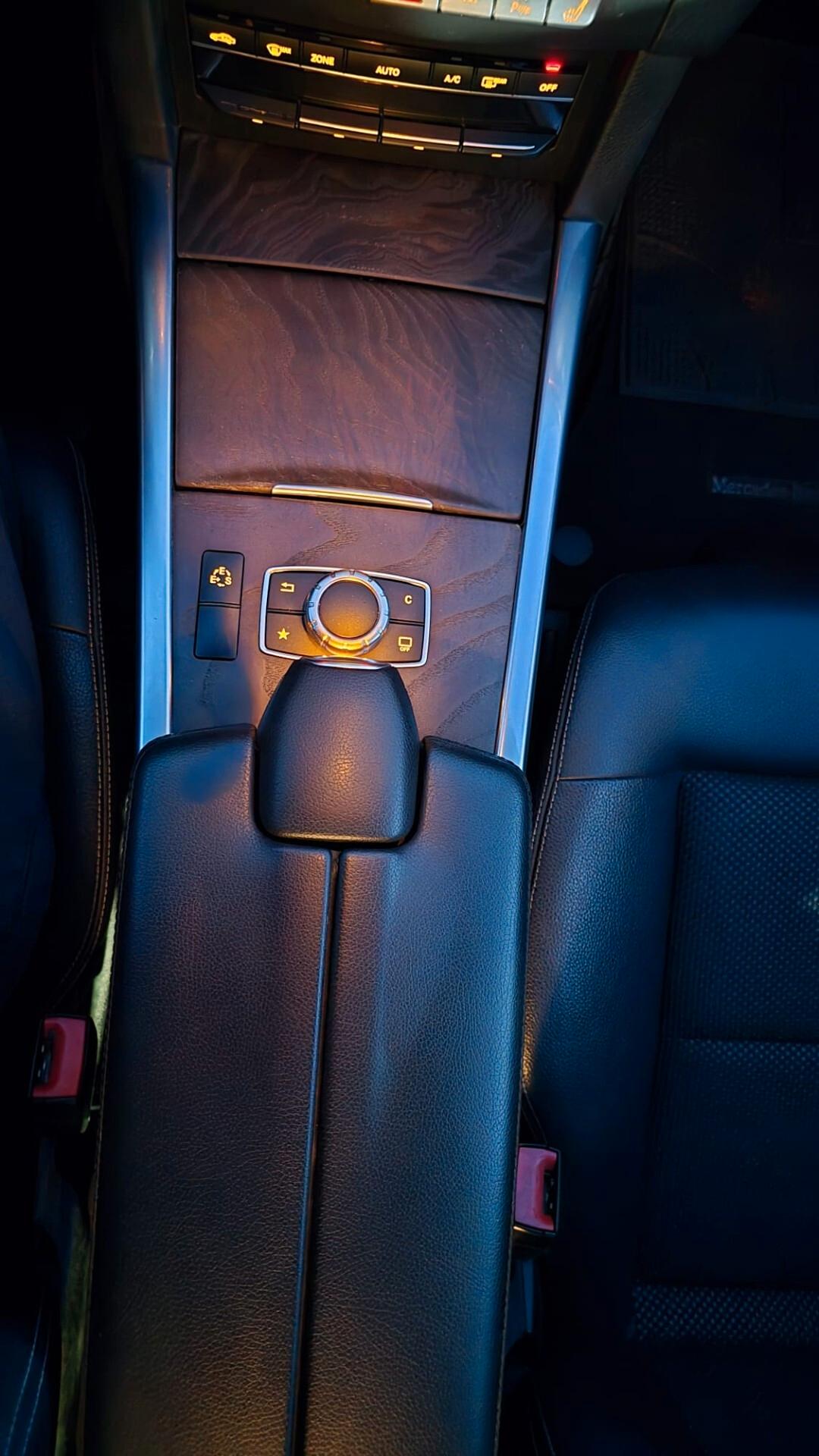 Mercedes-benz E 350 BlueTEC 4Matic Automatic Premium