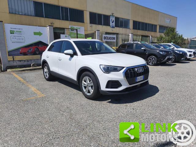 AUDI Q3 35 TDI Business S tronic