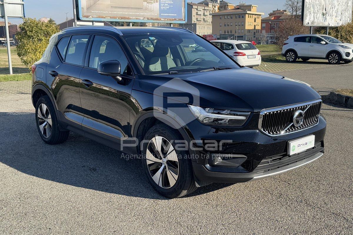 VOLVO XC40 T2 Momentum Pro