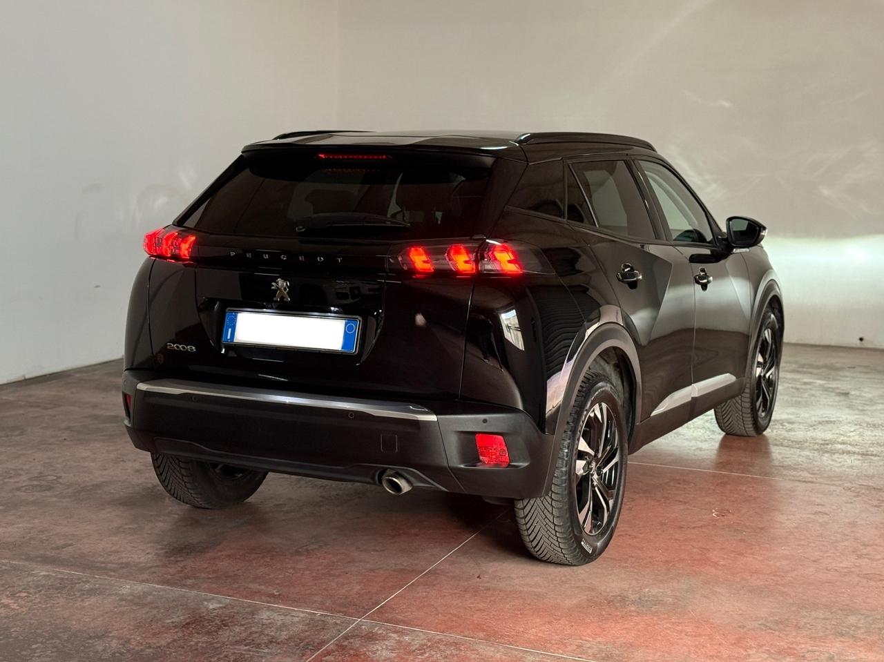 Peugeot 2008 BlueHDi 130 S&S EAT8 Allure Pack