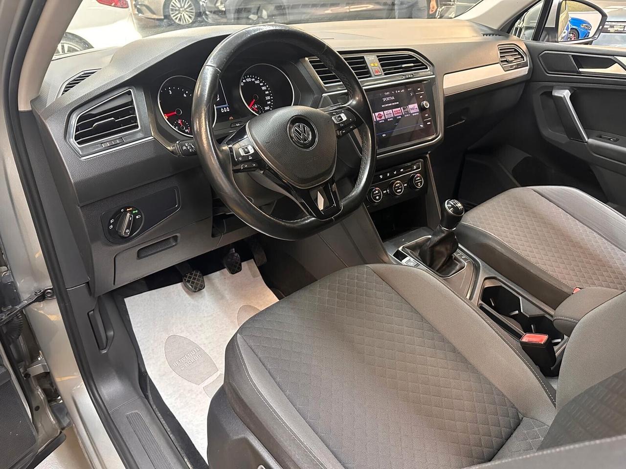 Volkswagen Tiguan 1.6 tdi R-Line Sport 115cv