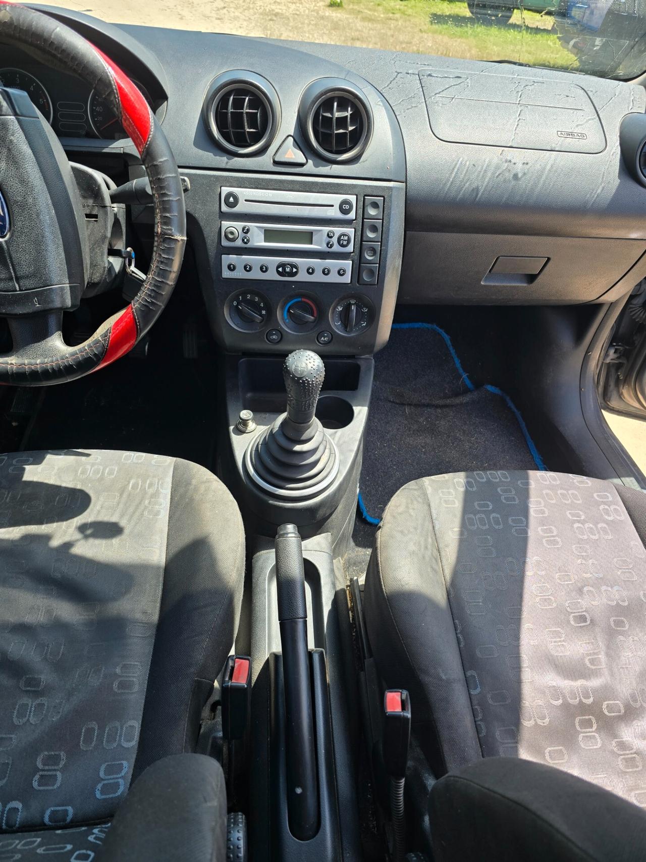 Ford Fiesta 1.4 TDCi 5p. Ghia 50kw