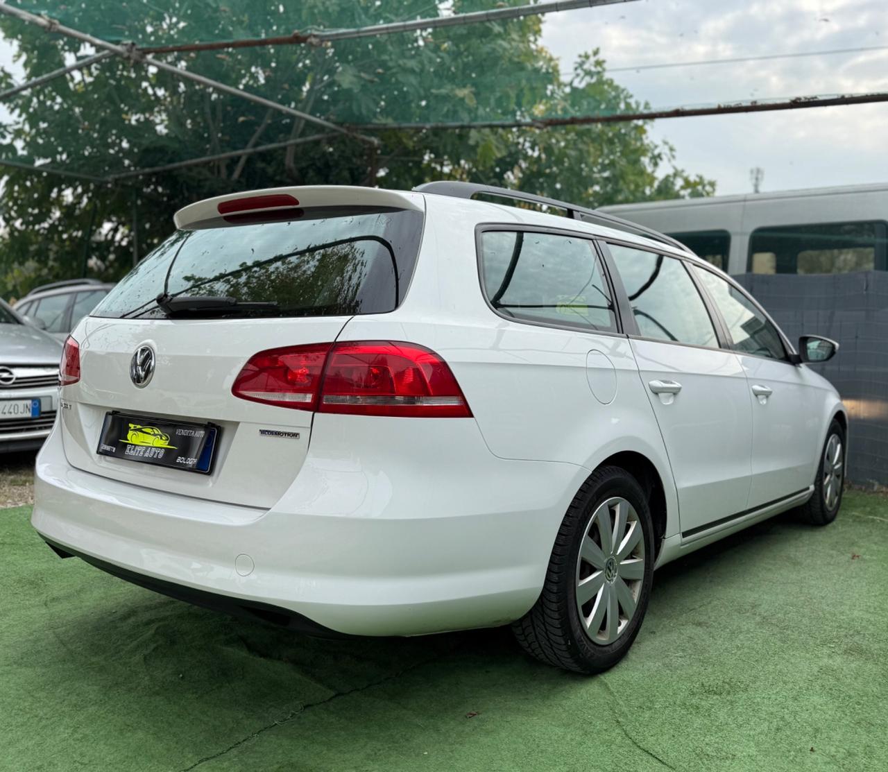 Volkswagen PASSAT 1.6 TDI 2013 SW BLUEMOTION