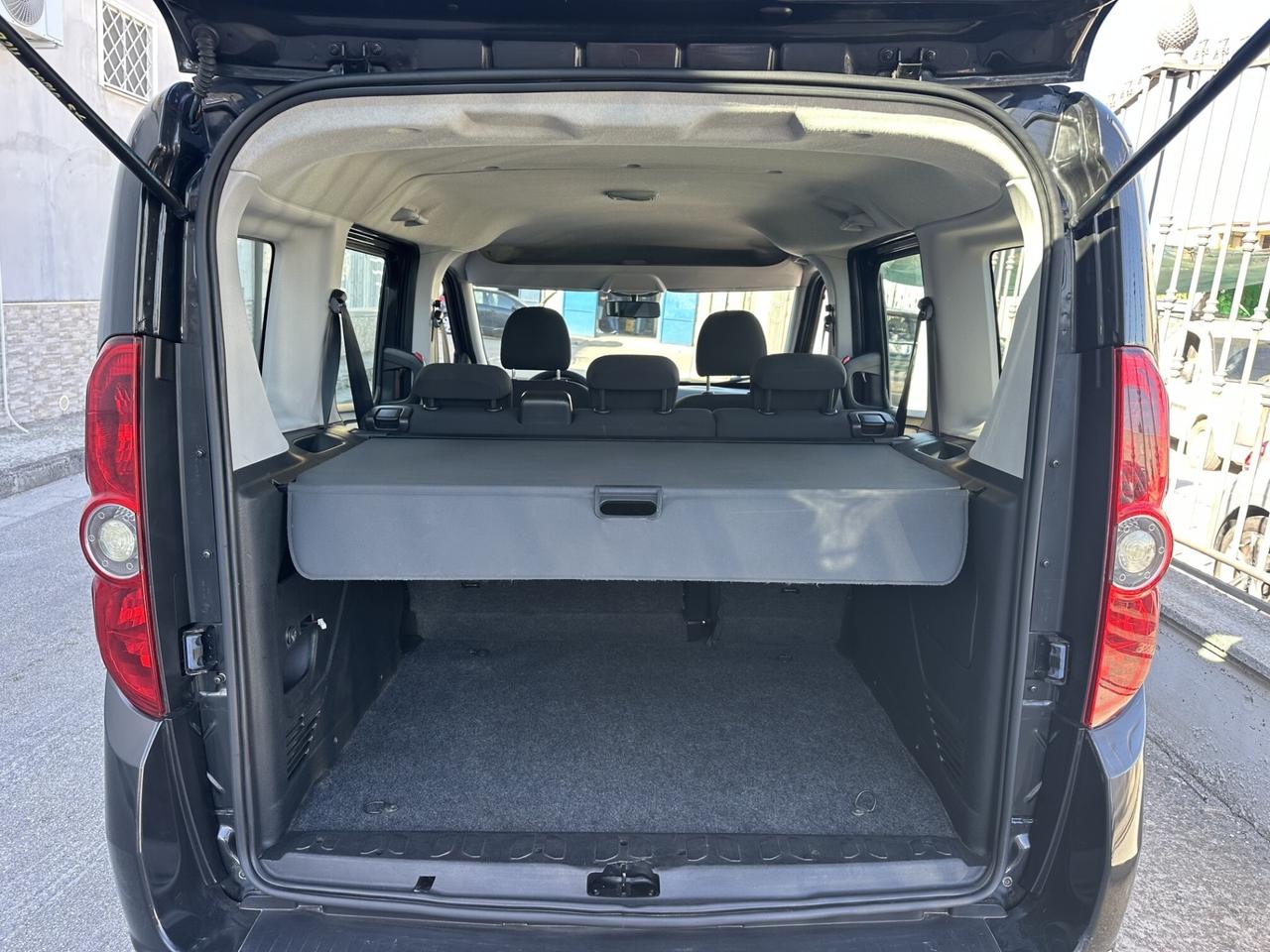 Fiat Doblo 1.6 MJT 105 Cv Emotion 5 Posti Vettura