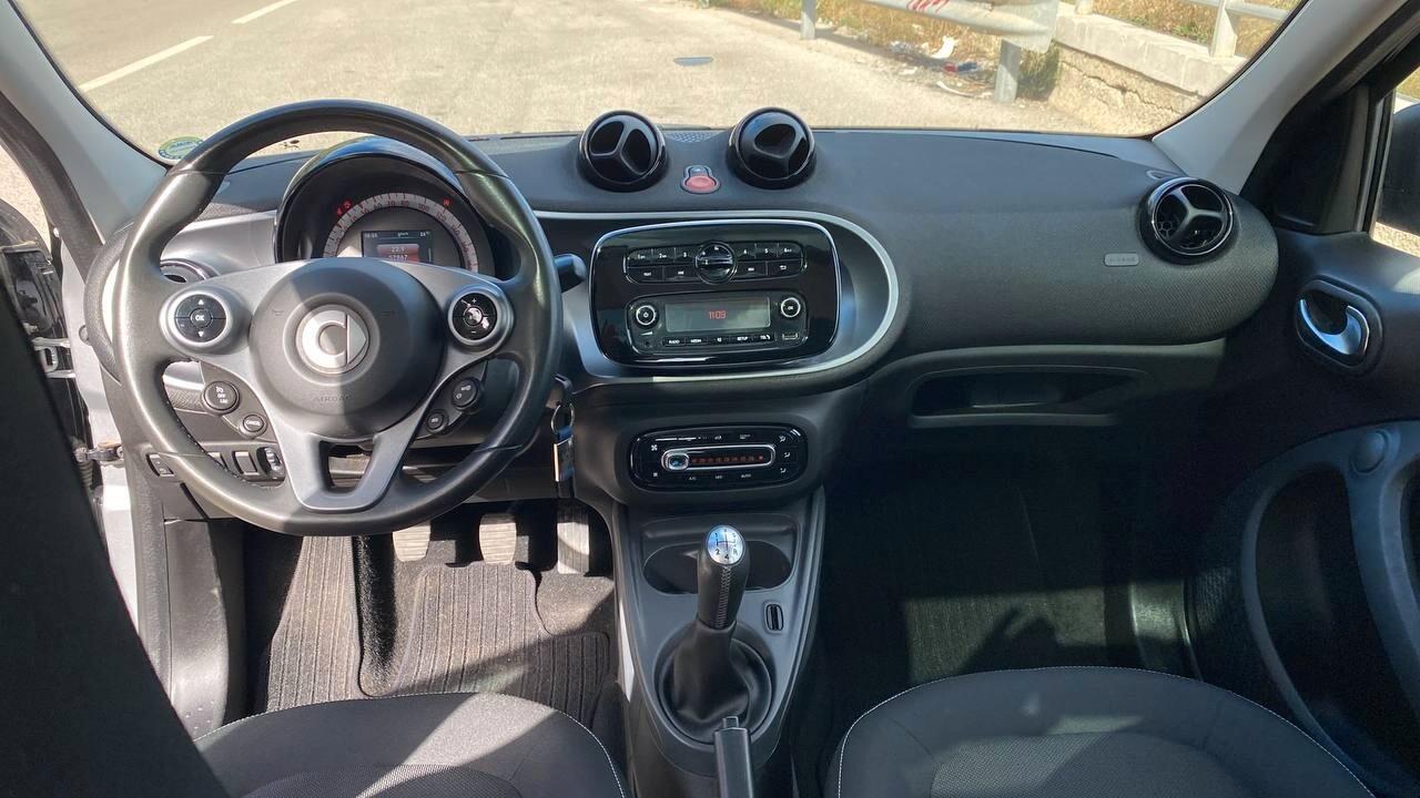 Smart ForFour 60 1.0 Black Passion