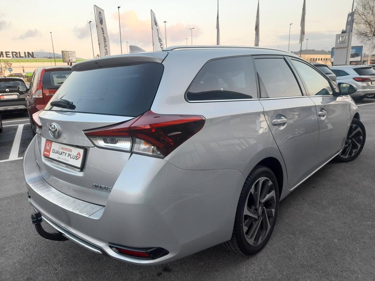 Toyota Auris Touring Sports 1.6 D-4D Lounge