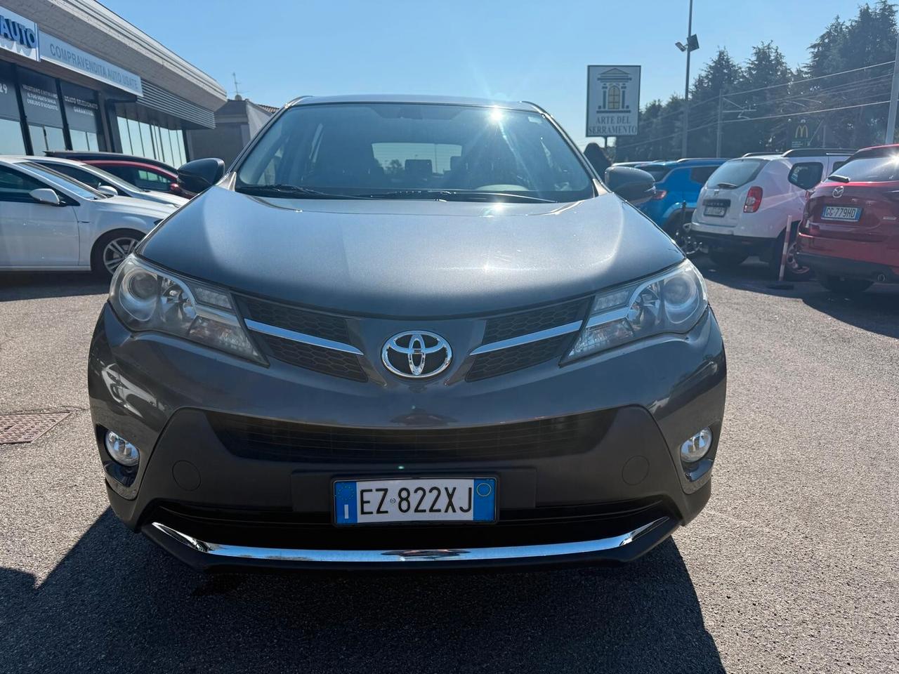 Toyota RAV 4 RAV4 2.2 D-CAT A/T 4WD Lounge