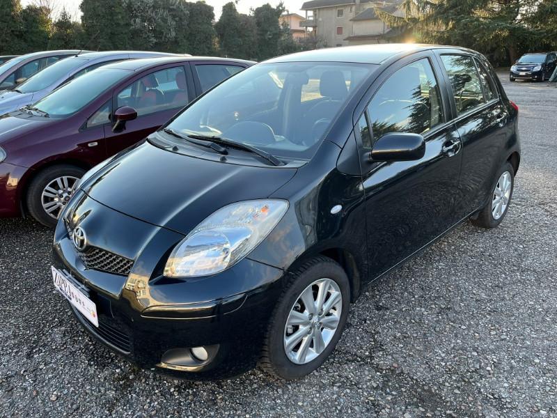 TOYOTA Yaris 1.3 5 porte Sol