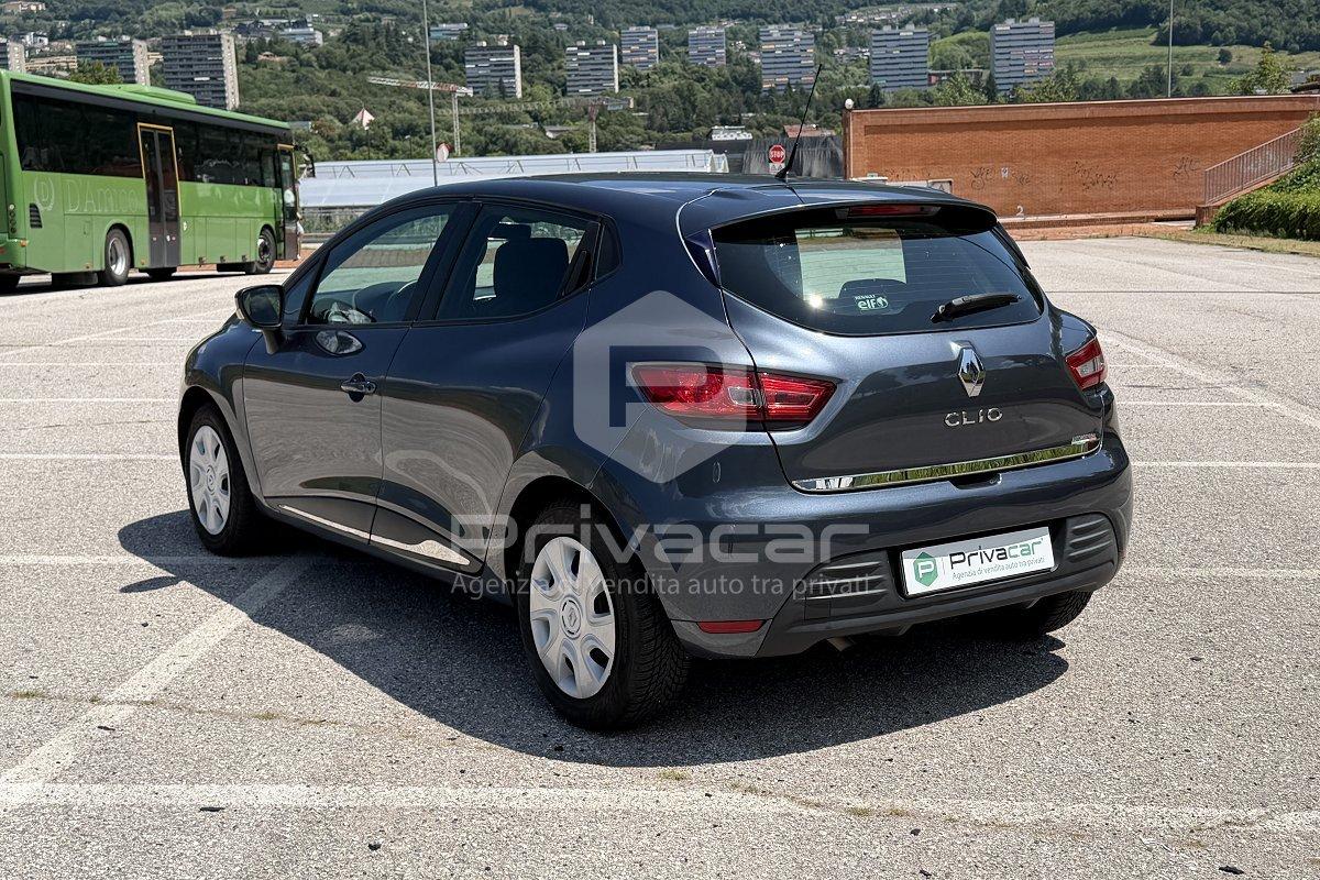 RENAULT Clio 1.2 75CV 5 porte Life