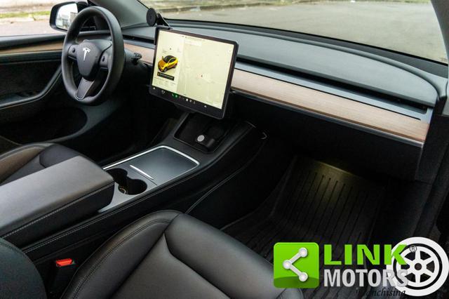 TESLA Model Y DUAL MOTOR LONG RANGE 2024 - GARANZIA UFFICIALE