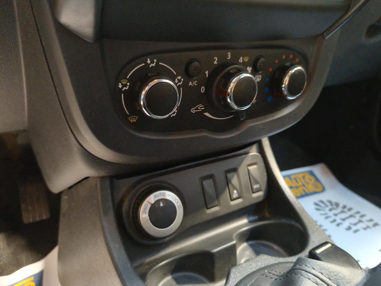 Dacia Duster 1.6 110CV 4x4 Gancio traino solo 99.000 km