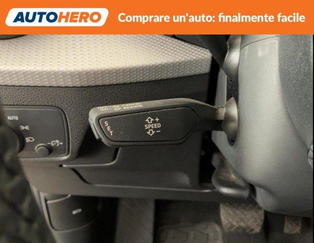 AUDI Q2 35 TFSI Business Advanced