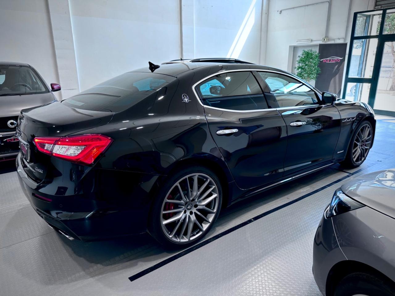 Maserati Ghibli V6 Diesel 275 CV Gransport