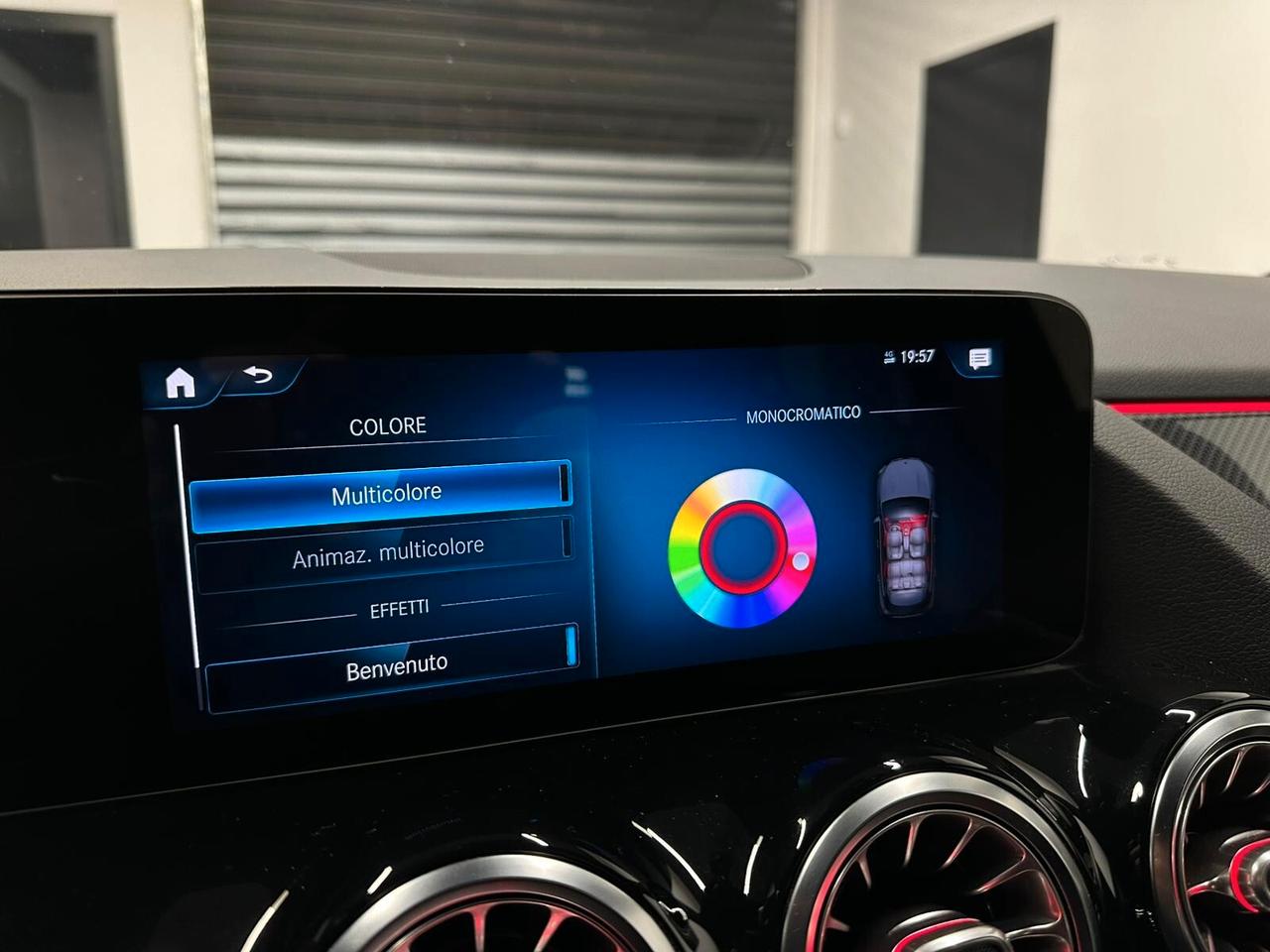 GLA 200d Automatic 4Matic Premium Edition 1