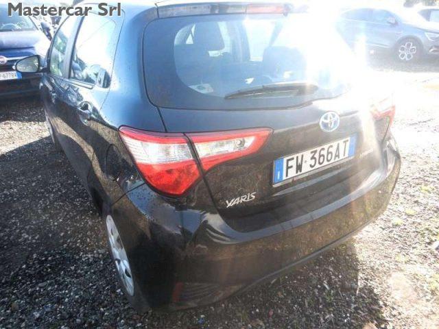 TOYOTA Yaris Yaris III 2017 5p 1.5h Business - FW366AT