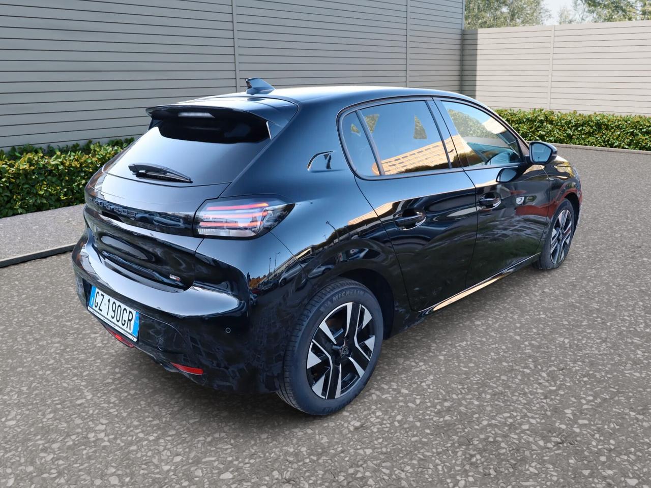 Peugeot 208 1.2cc 100cv S&S Allure