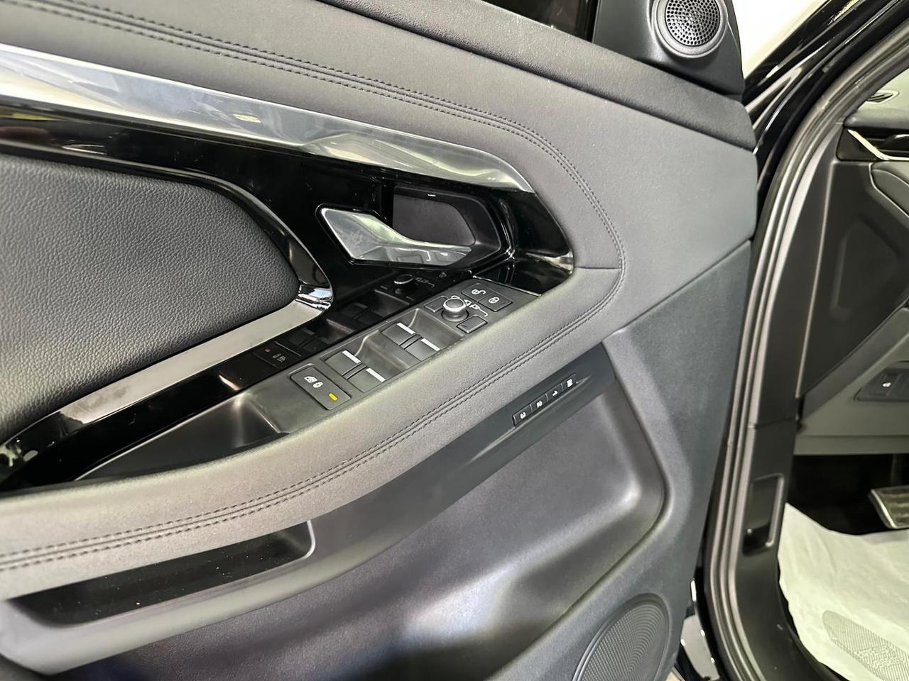 Range Rover Evoque 2.0D I4 240 CV AWD Auto R-Dynamic HSE-2019