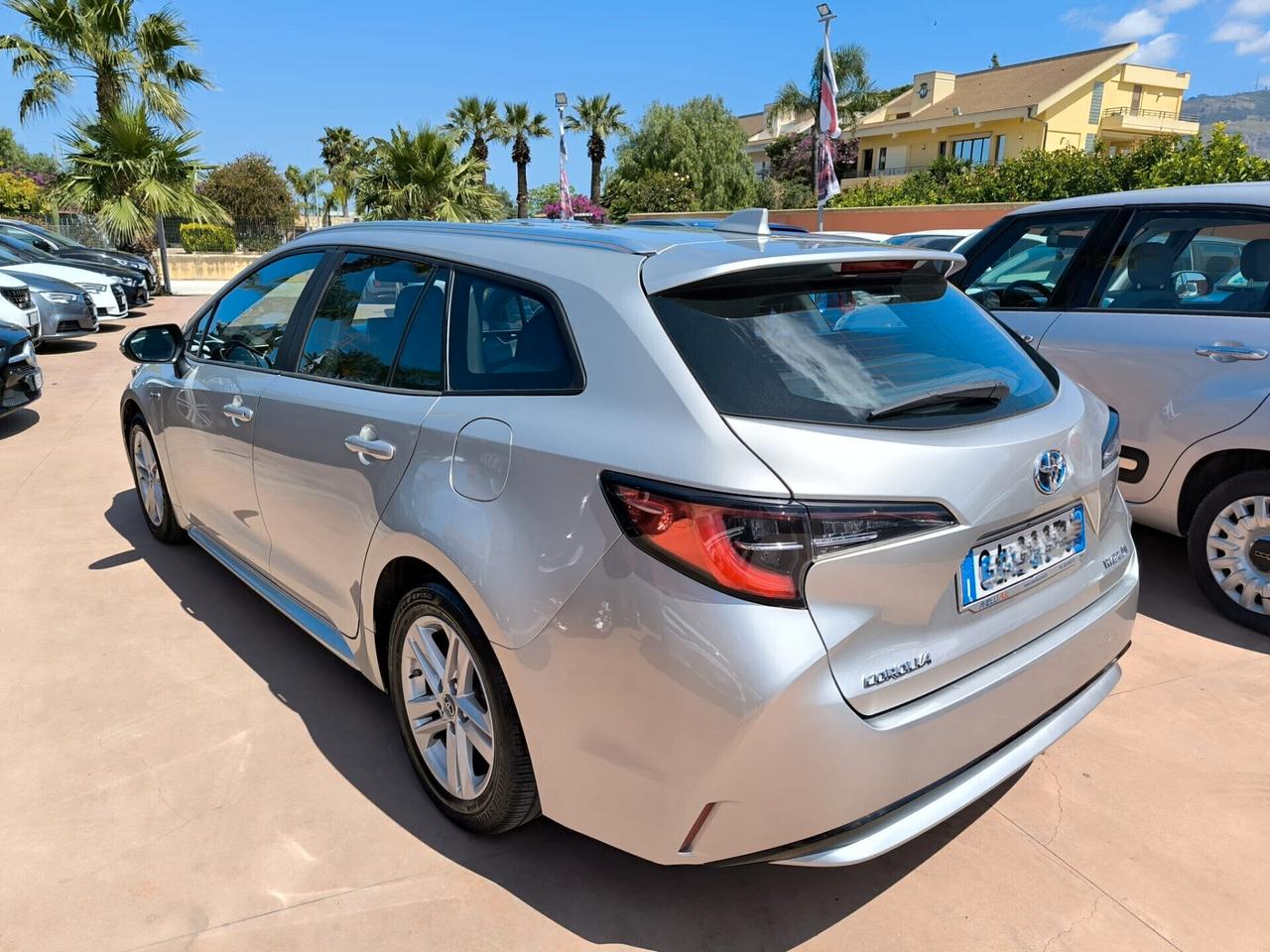 Toyota Corolla Touring Sports 1.8 Hybrid Business