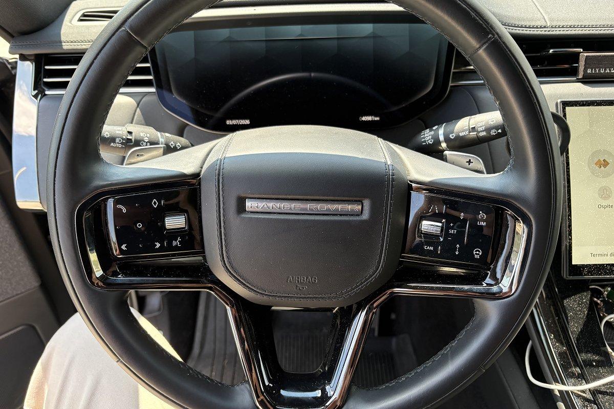 LAND ROVER Range Rover Sport 3.0D l6 300 CV Dynamic HSE